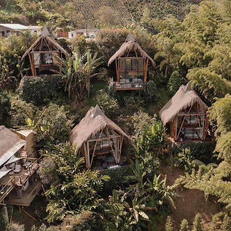 Ibuku Hotel Guatape - Chalets Exterior photo