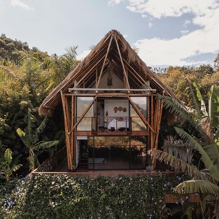 Ibuku Hotel Guatape - Chalets Exterior photo
