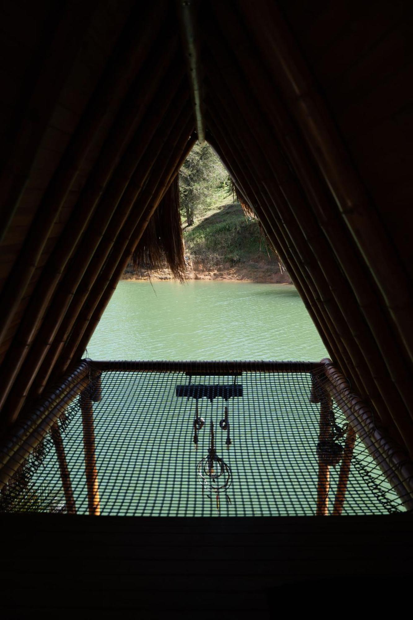 Ibuku Hotel Guatape - Chalets Exterior photo