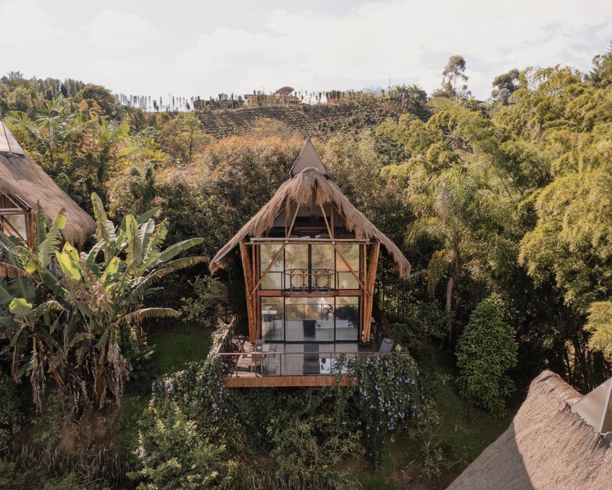 Ibuku Hotel Guatape - Chalets Exterior photo